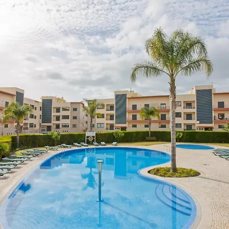 Stylish Holiday Apartment, Central Lagos, Algarve Daire *
